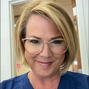 Meet your Posher, Wendy